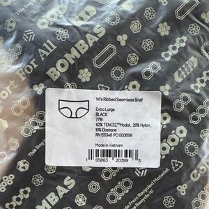 Bombas Black Seamless Brief